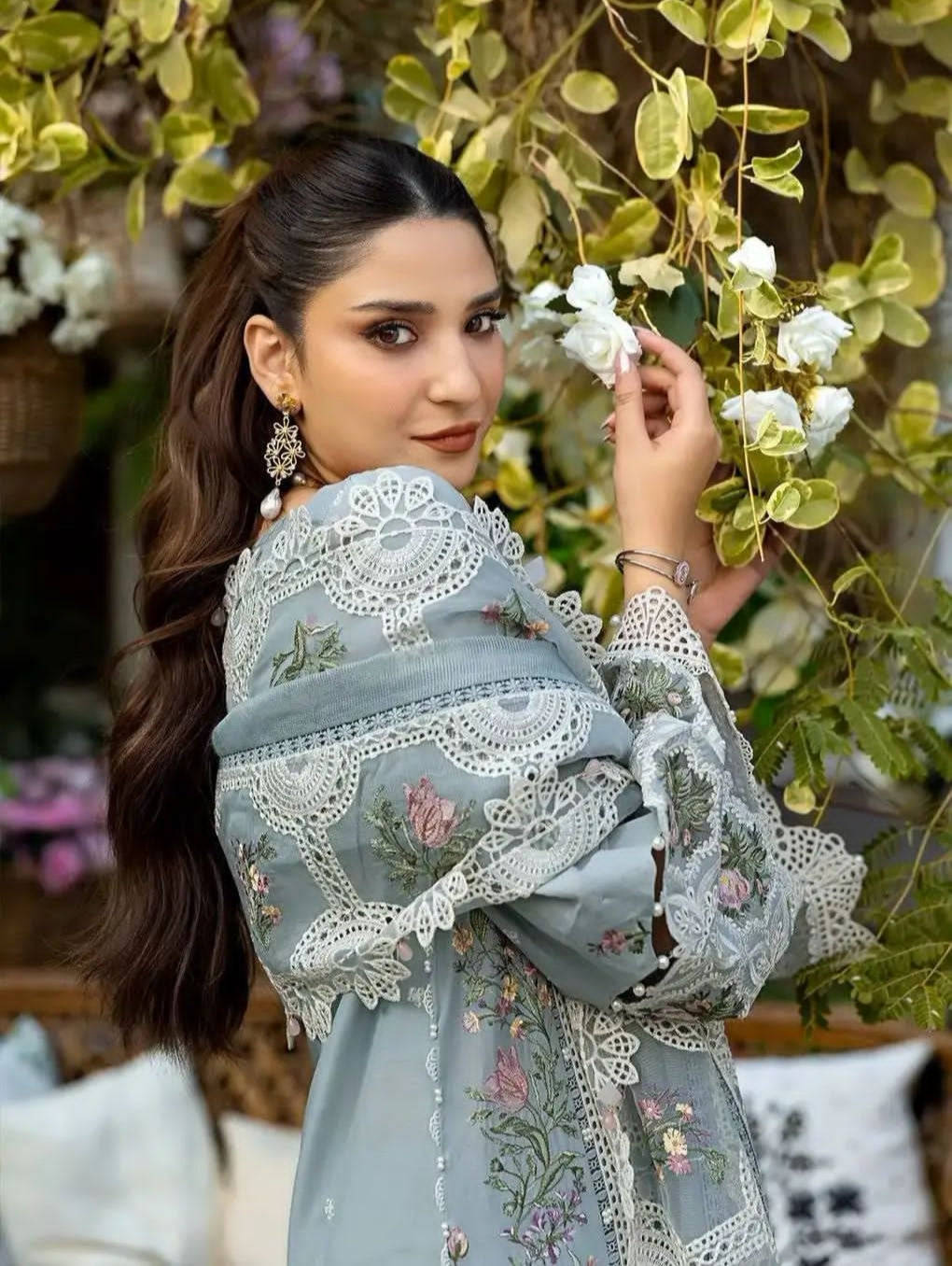 Elaf 6113 Luxury Embroidered Airjet Lawn 3PC Suit – Summer Collection with Khaadi Net Dupatta