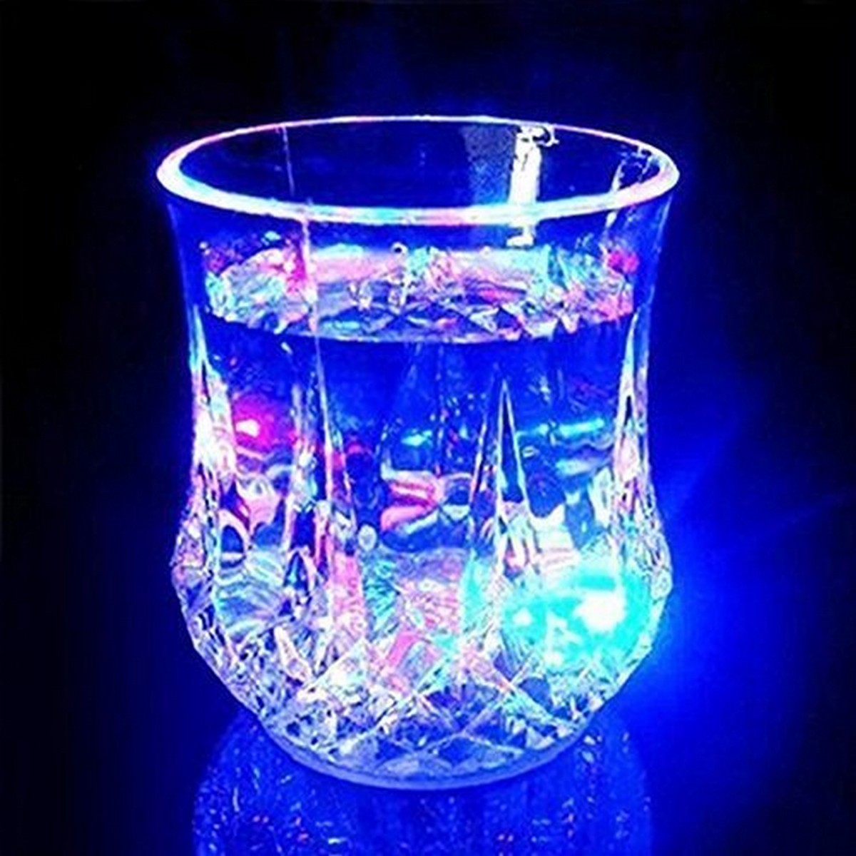 Single pcs - Lighting glass Led Flashing Water Inductive Rainbow Color Cup LED Glowing Water Mug Colorful Glowing Cup Pour Water And It Lights Up Inductive Pineapple Cup KTV Bar Color Changing Beer Cup 200ml