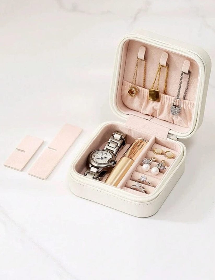 QSJ-178 Mini Jewelry Organizer – Compact Storage Box, Elegant and Practical Accessory for Women- RANDOM COLOUR